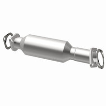 Load image into Gallery viewer, MagnaFlow Direct Fit Catalytic Converter 2006 Kia Optima 2.4L