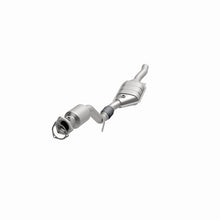 Load image into Gallery viewer, MagnaFlow Direct Fit Catalytic Converter 03 Volkswagen Passat 2.8L