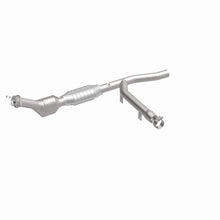 Load image into Gallery viewer, MagnaFlow Direct Fit Catalytic Converter 97-98 F150/F250 4.2L 2Wd Pa