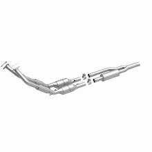Load image into Gallery viewer, MagnaFlow Direct Fit Catalytic Converter TT QUATTRO-08 3.2L OEM