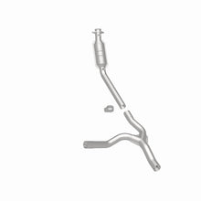 Load image into Gallery viewer, MagnaFlow Direct Fit Catalytic Converter 04-05 Dodge RAM 1500 Pickup 3.7L (Inc 4WD 4.7L) P/S