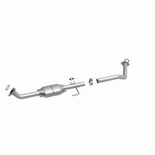Load image into Gallery viewer, MagnaFlow Direct Fit Catalytic Converter 01-04 Toyota Sequoia 4.7L D/S