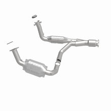 Load image into Gallery viewer, MagnaFlow Direct Fit Catalytic Converter 06-09 TB/Envoy 5.3/6.0 OEM
