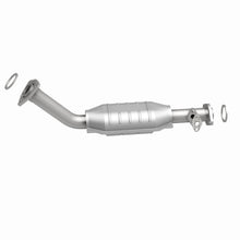 Load image into Gallery viewer, MagnaFlow Direct Fit Catalytic Converter 00-04 Tundra 4.7L P/S OEM