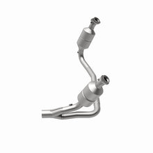 Load image into Gallery viewer, MagnaFlow Direct Fit Catalytic Converter 04 Dakota 3.7/4.7 4WD OEM