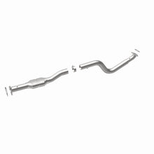 Load image into Gallery viewer, MagnaFlow Direct Fit Catalytic Converter 03-07 GM 2500/3500 Passenger Side