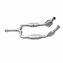 Load image into Gallery viewer, MagnaFlow Direct Fit Catalytic Converter 99/01-03 Ford Mustang 3.8L