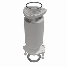 Load image into Gallery viewer, MagnaFlow Direct Fit Catalytic Converter 06-09 Pontiac Solstice 2.4L/07-09 Saturn Sky 2.4L