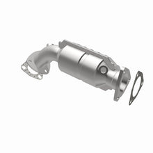 Load image into Gallery viewer, MagnaFlow Direct Fit Catalytic Converter Audi 97-05 A4/A4 Quattro / Volkswagen 00-05 Passat 1.8L