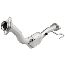 Load image into Gallery viewer, MagnaFlow Direct Fit Catalytic Converter 96-97 Ford Explorer 5.0L