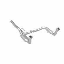 Load image into Gallery viewer, MagnaFlow Direct Fit Catalytic Converter 07-11 Dodge Nitro 4.0L