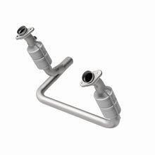 Load image into Gallery viewer, MagnaFlow Direct Fit Catalytic Converter 04 Dodge Durango 3.7L/4.7L