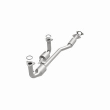 Load image into Gallery viewer, MagnaFlow Direct Fit Catalytic Converter 95-99 Maxima/I30 front 50S