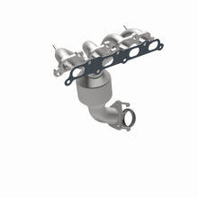 Load image into Gallery viewer, MagnaFlow Direct Fit Catalytic Converter 2004-2005 Colorado 2.8L