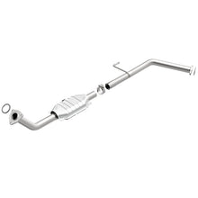 Load image into Gallery viewer, MagnaFlow Direct Fit Catalytic Converter 05-07 Toyota Sequoia 8 4.7L D/S