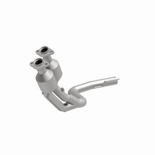 Load image into Gallery viewer, MagnaFlow Direct Fit Catalytic Converter 1999 Jeep Cherokee 4.0L
