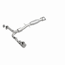 Load image into Gallery viewer, MagnaFlow Direct Fit Catalytic Converter 00-03 Chevy S-10 4.3L