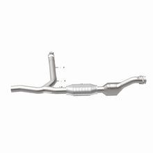 Load image into Gallery viewer, MagnaFlow Direct Fit Catalytic Converter 97-98 Ford Trucks 4.6L
