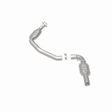 Load image into Gallery viewer, MagnaFlow Direct Fit Catalytic Converter 03-09 GM 2500/3500 Driver Side