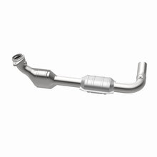 Load image into Gallery viewer, MagnaFlow Direct Fit Catalytic Converter 00-04 Ford E150 4.6L D/S
