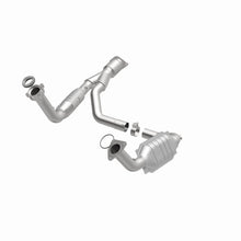 Load image into Gallery viewer, MagnaFlow Direct Fit Catalytic Converter 06-09 TB/Envoy 5.3/6.0 OEM