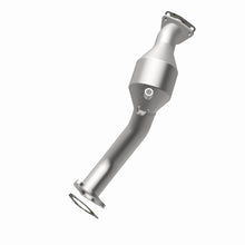 Load image into Gallery viewer, MagnaFlow Direct Fit Catalytic Converter 11-15 Audi Q7 V6 3.0L - 2.5in Pipe Dia 24.5in L