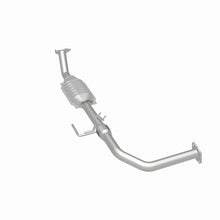 Load image into Gallery viewer, MagnaFlow Direct Fit Catalytic Converter 00-04 Toyota Tundra V8 4.7L Gas