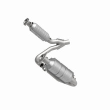 Load image into Gallery viewer, MagnaFlow Direct Fit Catalytic Converter Dakota 05-06 6 3.7L