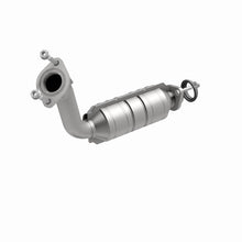 Load image into Gallery viewer, MagnaFlow Direct Fit Catalytic Converter 04-07 Cadillac SRX 3.6L