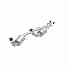 Load image into Gallery viewer, MagnaFlow Direct Fit Catalytic Converter 98 Ford Windstar 3.8L Assm