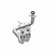Load image into Gallery viewer, MagnaFlow Direct Fit Catalytic Converter OEM Grade 00-05 Toyota MR2 Spyder 1.8L Rear
