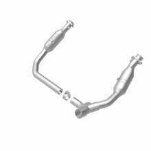 Load image into Gallery viewer, MagnaFlow Direct Fit Catalytic Converter 06-07 Ram 1500 4.7L Underbody