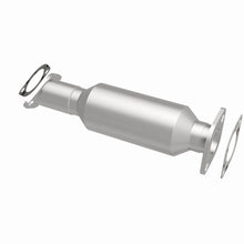 Load image into Gallery viewer, MagnaFlow Direct Fit Catalytic Converter 2006 Kia Optima 2.4L