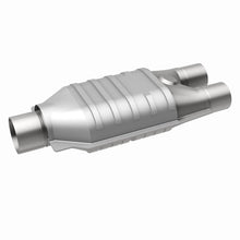 Load image into Gallery viewer, MagnaFlow Universal Catalytic Converter 2inch Inlet/2.5inch Outlet Dual/Single Oval Shape