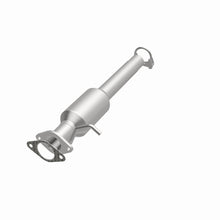 Load image into Gallery viewer, MagnaFlow Direct Fit Catalytic Converter 04-06 Toyota Outlander 2.4L