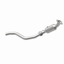 Load image into Gallery viewer, MagnaFlow DF Cat Conv 05-09 Chrysler 300/Dodge 06-09 Charger/05-07 Magnum 5.7L P/S *NOT CALIFORNIA*