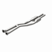 Load image into Gallery viewer, MagnaFlow Direct Fit Catalytic Converter BMW 3 01-06 Rear OEM