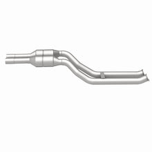 Load image into Gallery viewer, MagnaFlow Direct Fit Catalytic Converter BMW 3 01-06 Rear OEM