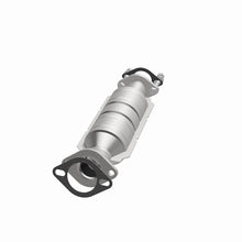 Load image into Gallery viewer, MagnaFlow Direct Fit Catalytic Converter 06-10 Hyundai Elantra 2.0L Rear/2011 Kia Soul 2.0L Rear