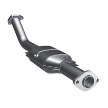 Load image into Gallery viewer, MagnaFlow Direct Fit Catalytic Converter 04-06 Tundra 4.7L P/S frt O