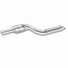 Load image into Gallery viewer, MagnaFlow Direct Fit Catalytic Converter BMW 3 01-06 Rear OEM