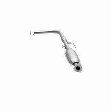 Load image into Gallery viewer, MagnaFlow Direct Fit Catalytic Converter 00-8/04 Toyota Tundra 4.7L D/S Front
