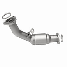 Load image into Gallery viewer, MagnaFlow Direct Fit Catalytic Converter 99-02 4Runner 3.4L frt OEM