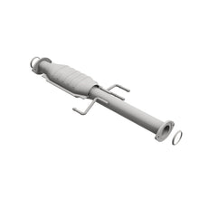 Load image into Gallery viewer, MagnaFlow Direct Fit Catalytic Converter 01-04 Toyota Tacoma 3.4L Rear