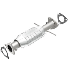 Load image into Gallery viewer, MagnaFlow Direct Fit Catalytic Converter 96-99 S10/Sanoma 4WD 4.3L
