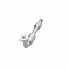 Load image into Gallery viewer, MagnaFlow Direct Fit Catalytic Converter 07-09 Toyota Tundra/Sequoia V8 4.7L