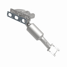 Load image into Gallery viewer, MagnaFlow Direct Fit Catalytic Converter BMW 3 01-06 Rear OEM