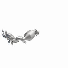 Load image into Gallery viewer, MagnaFlow Direct Fit Catalytic Converter 04-06 Toyota Sienna 3.3L