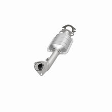 Load image into Gallery viewer, MagnaFlow Direct Fit Catalytic Converter 01-04 Pathfinder Driver Side Rear