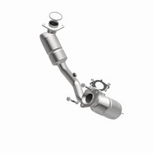 Load image into Gallery viewer, MagnaFlow Direct Fit Catalytic Converter 00-03 Ford Taurus 3.0 Front